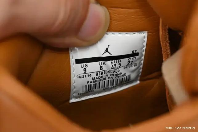 Cheap Husky 4 Air Jordan 819139-205 Premium 0503